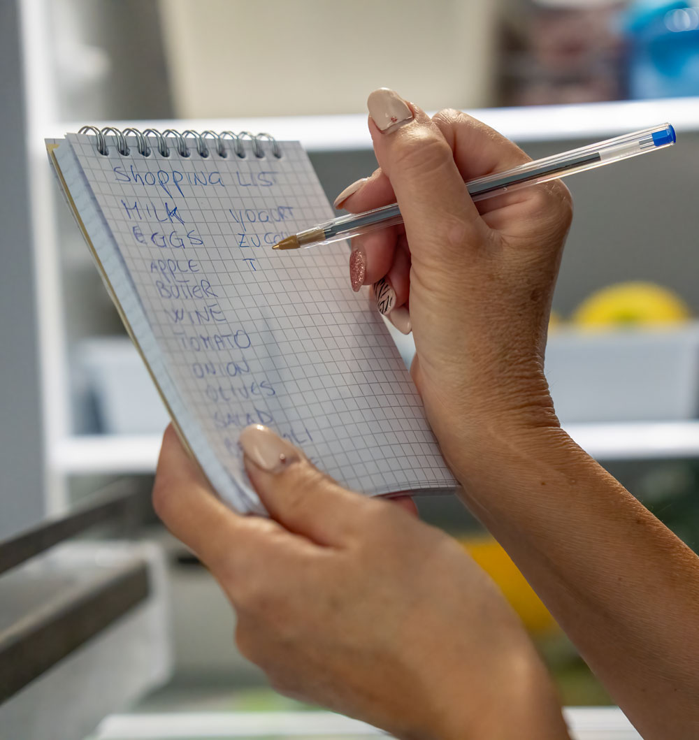 Writing a grocery shopping list