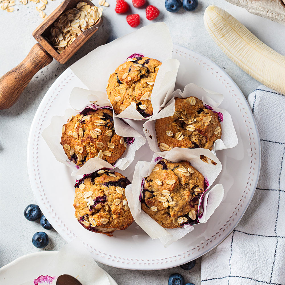 Banana Berry Oatmeal Cups